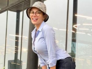 Berita artis: Nikita Mirzani permasalahkan terkait nomor registrasi helikopter milik juragan 99 yang dinilai sama dengan milik PT Smart Cakrawala Aviation.