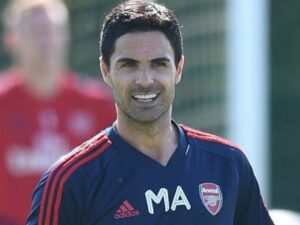 Berita bola: Pelatih Arsenal, Mikel Arteta, disebut-sebut akan mendapatkan perpanjangan kontrak dan kenaikan gaji menjadi 8 juta pounds per tahun.
