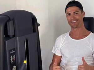 Berita bola: Cristiano Ronaldo Bahagia Kembali ke Kota Madrid saat ikut timnya Manchester United bertandang melawan Atletico Madrid