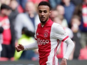 Berita bola: AC Milan, Barcelona dan Borussia Dortmund berlomba mendapatkan tanda tangan pemain Ajax Amsterdam Noussair Mazraoui.