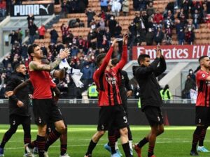 4 Kali Ejek Inter Saat Parade Juara, AC Milan Berpotensi Kena Sanksi