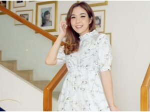 Berita artis: Gisella Anastasia baru saja memberikan klarifikasi terkait potret dirinya menangis dengan caption galaunya di Instagram pribadinya.