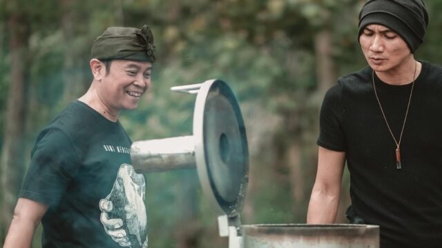 Berita terbaru : Dicky Zainal meninggal dunia, sejumlah selebriti ucapkan rasa duka cita, termasuk Anji Manji.