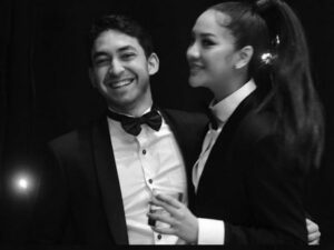 Berita artis, selebriti, dan hot gosip artis terbaru hari ini: Anya Geraldine marayakan hari Valentine bersama sosok pria tampan yang diduga kekasih barunya.