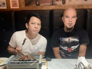 Berita artis, selebriti, dan hot gosip artis terbaru hari ini: terpilih jadi presiden, Ahmad Dhani berencana kirim musisi ke Amerika Serikat.