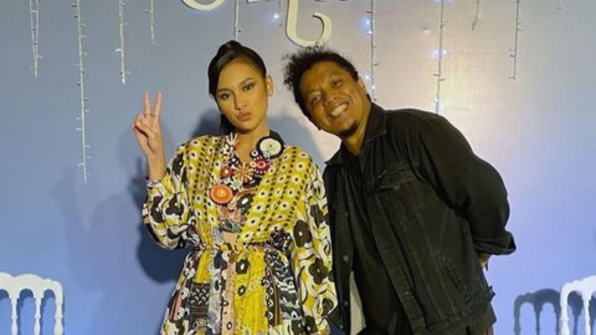 Demi Bakti ke Orang Tua, Jadi Alasan Arie Kriting Bungkam Soal Rumah Tangga 2 Lampiran Gambar