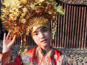 Berita artis, selebriti, dan hot gosip artis terbaru hari ini: Fuji menggunakan baju adat Minangkabau, apakah akan segera nenikah dengan Thariq Halilintar?