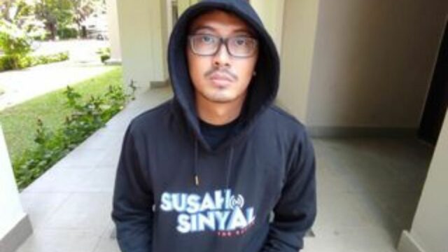 Berita artis : Gilang Bhaskara atau Gilbhas melanjutkan tradisi orang Indonesia yang jadi bawahan orang China.