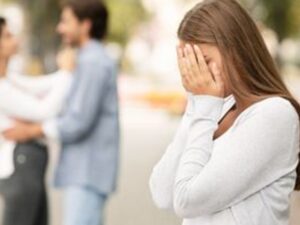 Berita terkini, terbaru, dan berita pilihan hari ini: Para istri wajib tahu tips di bawah ini agar suami tidak lari ke pangkuan pelakor.
