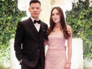 Berita Artis: Artis Shandy Aulia dikabarkan bercerai dengan sang suami David Herbowo, kabar itu pun langsung ditangggapi Shandy dengan mengatakan begini.