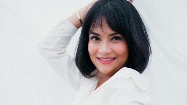 Berita artis, selebriti, dan hot gosip artis terbaru hari ini: Gagal dapat hak asuh, Dody Sudrajat akan segera pindahkan makam Vanessa Angel.