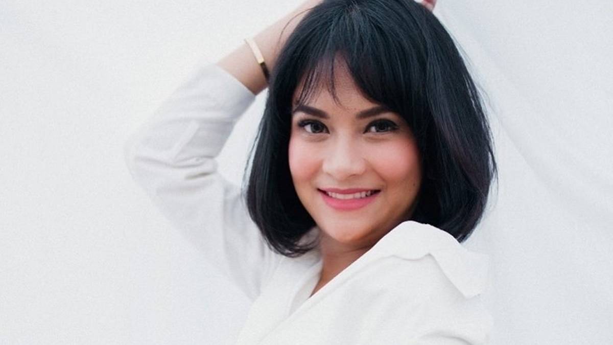 Berita artis, selebriti, dan hot gosip artis terbaru hari ini: Gagal dapat hak asuh, Dody Sudrajat akan segera pindahkan makam Vanessa Angel.