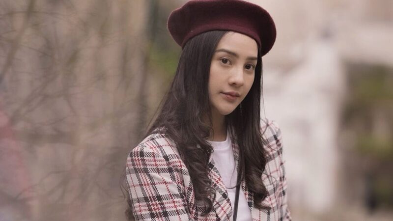 Berita artis: Saat ditanya apakah ingin balikan dengan mantan atau lebih memilih punya pacar baru, inilah jawaban selebgram Anya Geraldine.