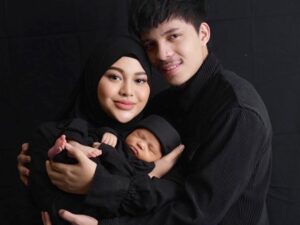 Berita artis: Tidak terima sang istri, Aurel Hermanysah dibandingkan fisiknya, Atta Halilintar posting ini di sosmed.
