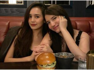 Berita artis: kebersamaan Beby Tsabina dengan sahabatnya Cassandra Lee terlihat begitu manis dan membuat netizen gemes.