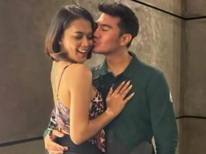 erita artis: Artis trasgender Dinda Syarief dicium oleh seorang pria tampan, netize pun sentil soal homosapiens, Sabtu 5 Maret 2022.