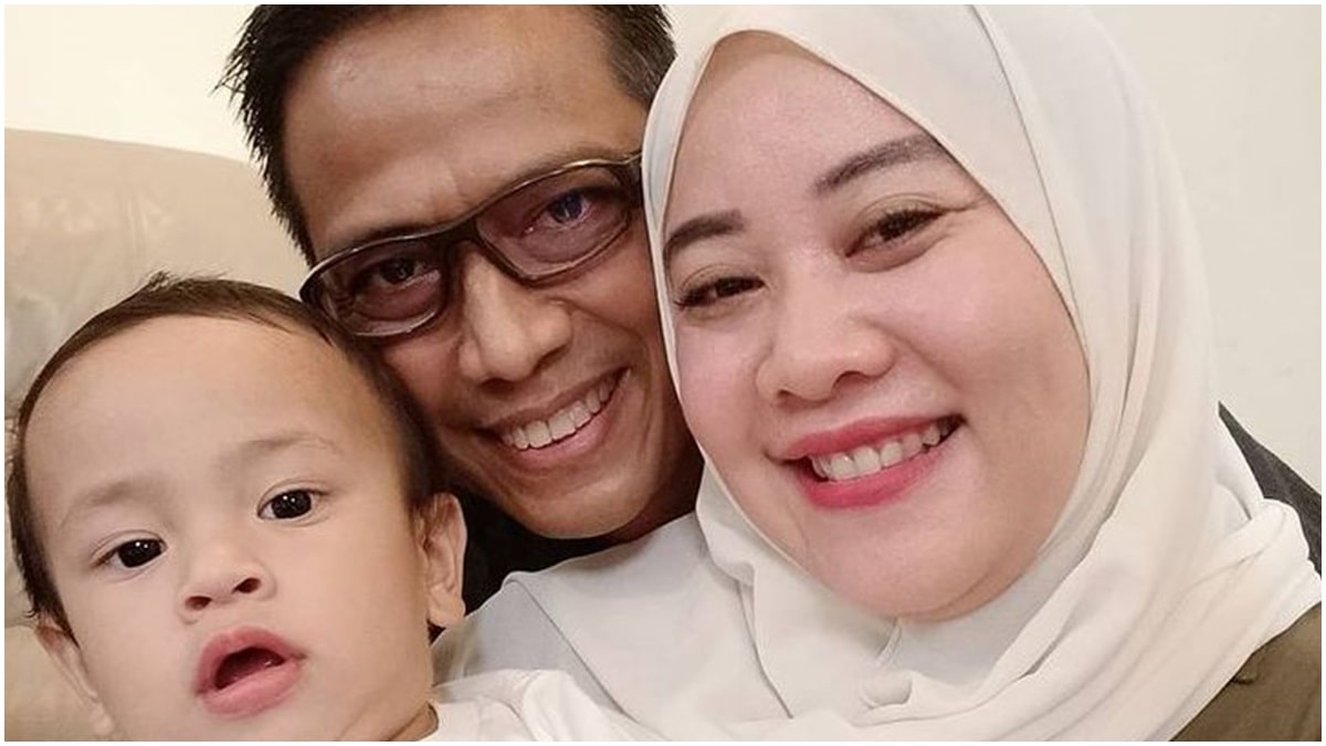 Berita artis: Puput, ibu tiri dari mendiang Vanessa Angel ini menggugat cerai Doddy Sudrajat ke Pengadilan Agama Jakarta Pusat.