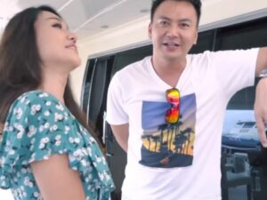Berita arti: Wijin dipepet oleh artis transgender Lucinta Luna yang mengaku ingin menjadi kekasih Wijaya Saputra itu, Jumat (11/3/2022).