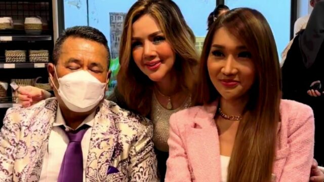 Hot Gosip: Hotman Paris Minta Saran Cara Menghamili Lucinta Luna Jika Nanti Dinikahi