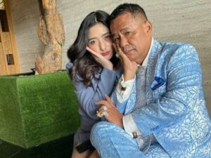 Berita terkini: Hotman Paris memiliki banyak asisten pribadi atau aspri yang berparas cantik. Lewat instagramnya Hotman sebut tugas asprinya.