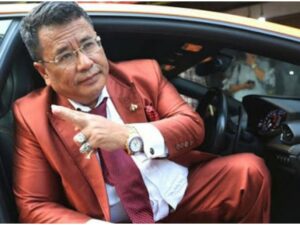 Berita terkini: Hotman Paris sebut ada dua cara untuk mengejar harta. Cara pertama seperti Indra Kenz, sedangkan cara kedua seperti dirinya.
