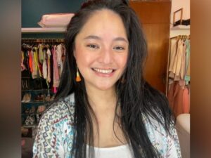 Berita artis: Marshanda disebut sudah tidak laku lagi di dunia perartisan, ia pun memberikan tanggapan dengan mengatakan hal berikut ini.