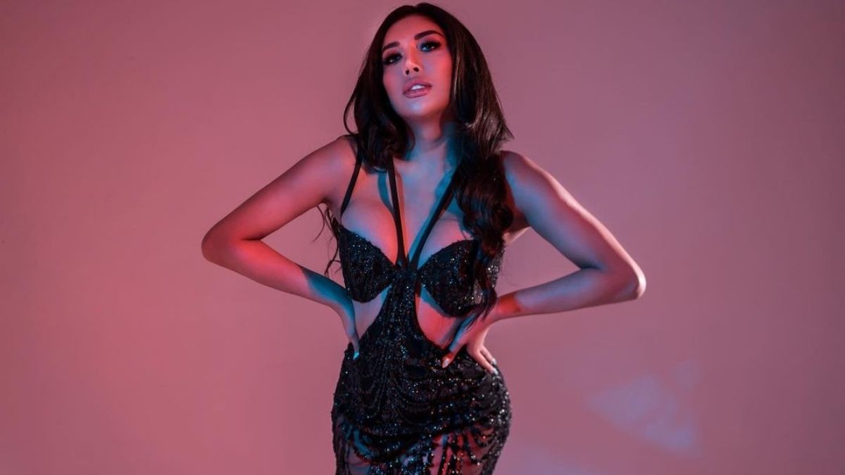 Berita artis: Selebgram Millen Cyrus disebut oleh netizen memiliki body seperti gitar Portugal, Kamis 3 Marer 2022.