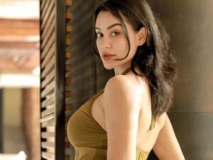 Berita artis: Artis Nora Alexandrda disebut sebagai wanita yang cantiknya sempurna saat memposting foto seksi di akun Instagram pribadinya, Minggu (20/3/2022).
