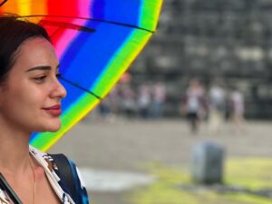 Berita artis: Nora Alexandra disebut sebagai bidadari tak bersayap usai mengunggah foto cantik di akun Instagram pribadinya @ncdpapl, pada Rabu (30/3/2022).