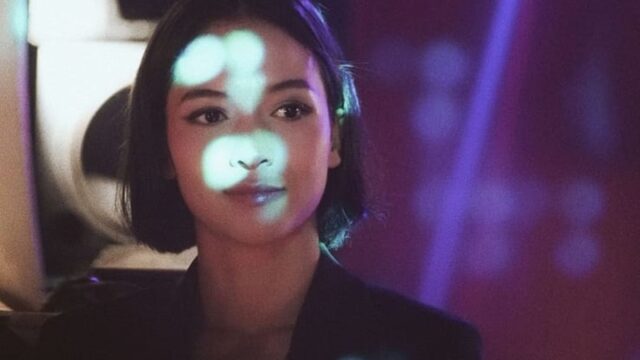 Berita artis: Putri Marino memposting sebuah foto di akun Instagramnya yang mmebuat wargaet pangling dengan kecantikan istri Chko Jeriko itu.