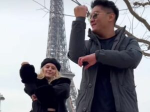 Berita artis: Boy William pergi liburan ke Paris dan lakukan goyang Tiktok dengan seorang bule cantik, Jumat 4 Maret 2022.