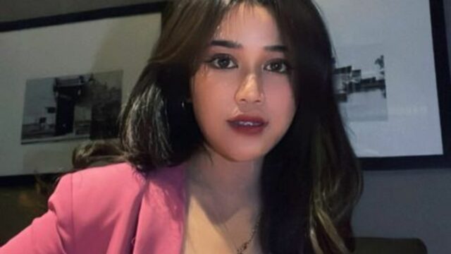 Berita artis: Blak-blakan Brisia Jodie suka penampilan terbuka hingga pernah ditegur sejumlah pihak karena pakai baju transparan.  