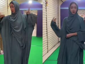Berita artis: Lucinta Luna kali ini tampil cantik dengan gamis berwarna hijau lumut, ia pun tak lupa memakai hijab untuk menutupi kepalanya.