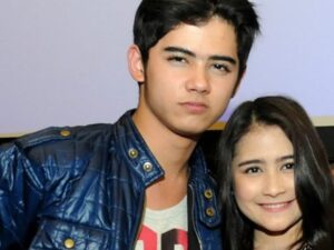 Berita artis: Aliando Syarief dan Prilly Latuconsina belum lama ini hebohkan publik saat bertemu di sebuah acara pamer film.