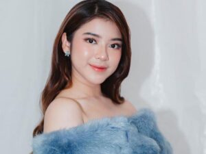 Berita artis: Penyanyi Tiara Andini belum lama ini di banjiri komentar hujatan warganet usai mengatakan seekor buaya dengan nama Raffi Ahmad.