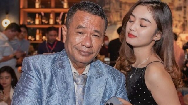 Berita terkini: Mahesa Putri, aspri ke-22 Hotman Paris secara blak-blakan menyebutkan keuntungan saat menjadi asisten pribadi Hotman Paris.