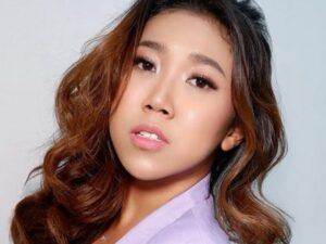 Berita artis: Kiky Saputri memberikan komentar terkait aksi pengeroyokan yang menimpa Ade Armado di tengah aksi mahasiswa 11/4/2022.