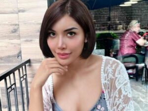 Berita artis: Penampilan baru selebgram Millen Cyrus dengan rambut pendek langsung curi perhatian warganet yang disebut mirip dengan Najwa Shihab.