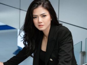 Berita artis: Nita Gunawan akhirnya buka suara soal kabar dirinya yang dituding jadi selingkuhan Raffi Ahmad, namun dirinya mengakui enggan untuk klarifikasi jadi tamu di berbagai acara.