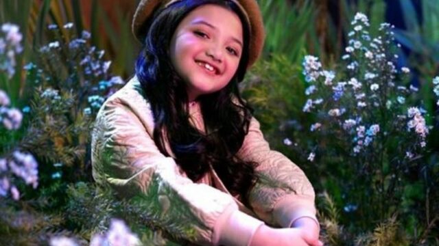 Berita artis: Jawaban bijak Asry Hermansyah buat sang kakak melongo saat disuruh memilih dua sosok ini.