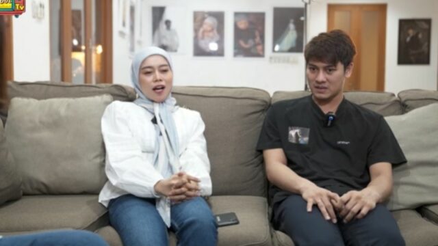Berita artis: Begini pengakuan mengenjutkan dari Lesti Kejora dan Rizky Billar ada oknum yang mengancam akan melakukan guna-guna pada anaknya.
