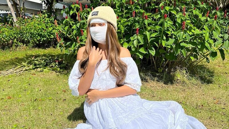 Berita artis: Begini tingkah unik Lucinta Luna bangunin orang sahur dengan cara tidak terduga. Buat netizen sakit perut.
