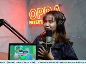 Berita artis: Disarankan untuk tampil apa adanya, Mayang ungkap sedih karena netizen selalu menilai negative terhadapnya.