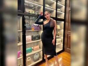 Berita artis: Unggah sebuah foto baru, netizen justru julid terhadap Millen Cyrus karena melihat background fotonya.