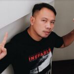 Cekricek.id, Berita Artis dan Berita Seleb - Kabar bahagia kan datang dari Vicky Prasetyo. Akhirnya setelah 16 tahun terpisah bertemu anak