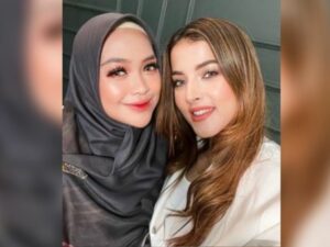 Berita artis: Netizen hampir tidak mengenali Ria Ricis karena penampilannya yang buat pangling dalam unggahan Tasya Farasya.