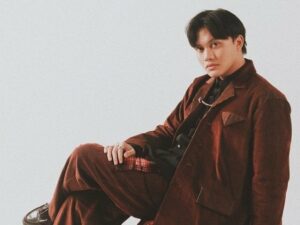 Berita artis: Begini proses yang dilalui Rizky Febian agar terlepas dari bayang-bayang orang tua untuk sukses berkarir di panggung hiburan.