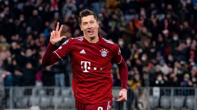 Berita Bola: FC Barcelona dikabarkan tengah memburu striker Bayern Munchen Robert Lewandowski untuk memperkuat lini depan mereka