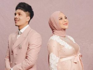 Berita artis: Aure Hermansyah belum lama ini menyebutkan jumlah digit uang yang diterimanya dari sang suami, Atta Halilintar setiap bulannya.