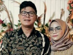Berita artis: Vokalis Kangen Band, Andika Mahesa belum lama ini dikabarkan memberikan THR pada calon isrinya hingga miliaran rupiah.